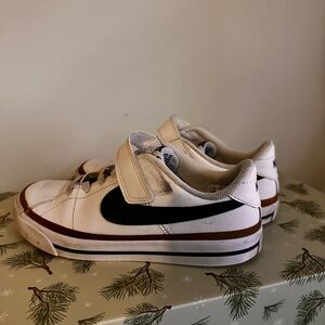 Nike Kids White and Black Velcro Sneakers